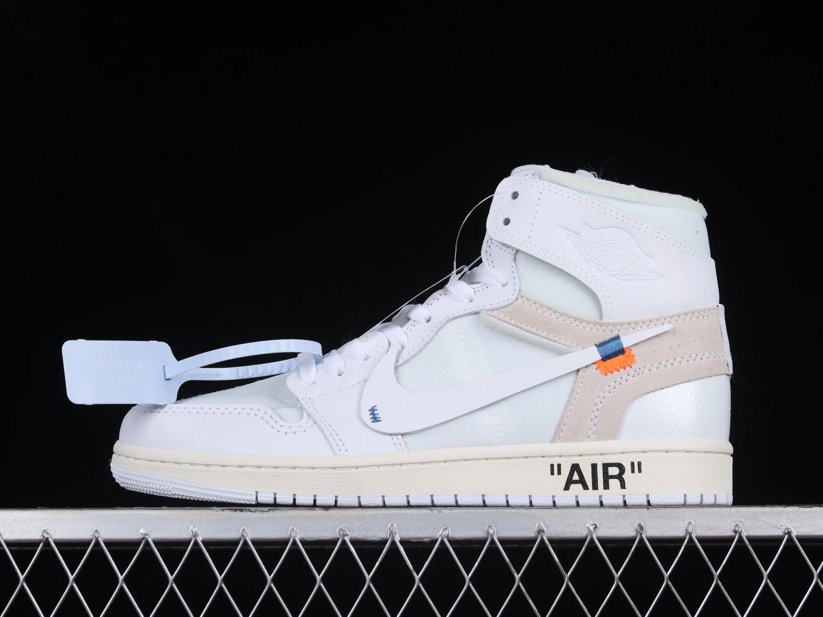 All categories Air Jordan Jordan series basketball shoes Air Jordan 1 High L version Off White x Air Jordan OW AJ1 Joe 1 joint all-white high-top basketball shoes AQ0818-100